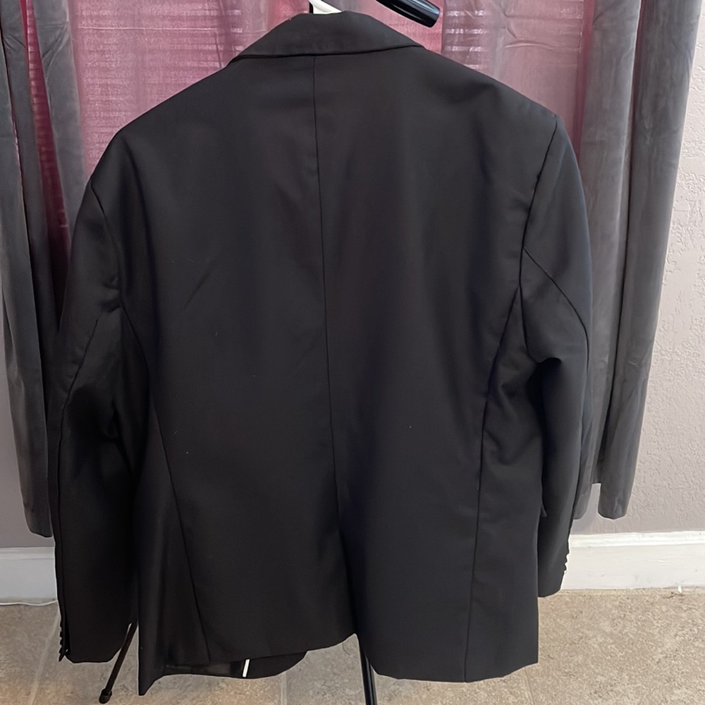 Blazer - Picture 2 of 2